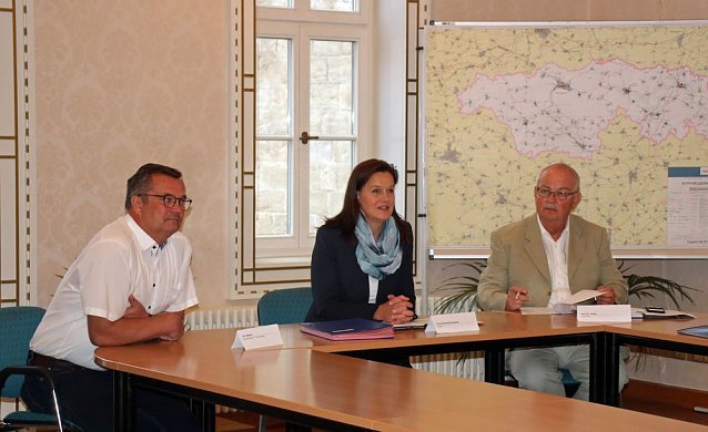 Bild: Ausbildungsbeginn im Landratsamt Kyffh&auml;userkreis
