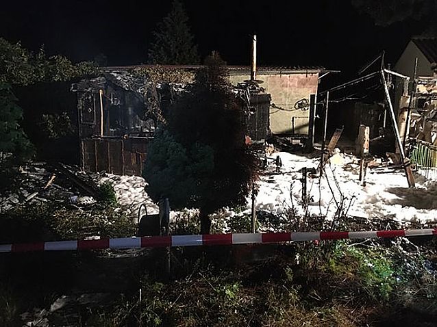 Bild: Gartenlaubenbrand in Ro&szlig;leben