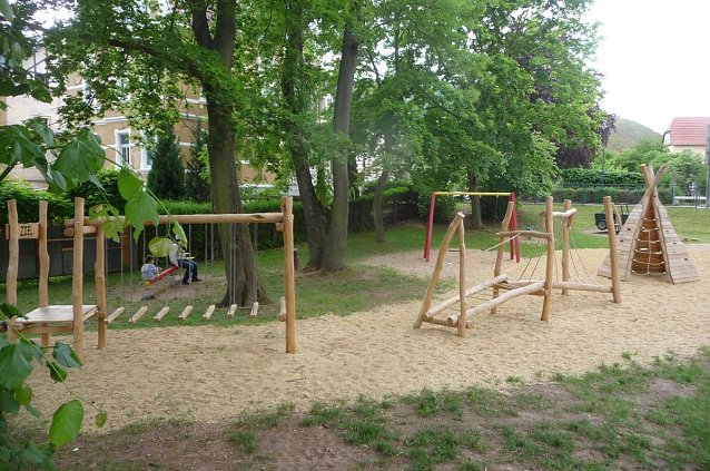 Bild: Zur Inklusion auf den Spielpl&auml;tzen Sondershausen