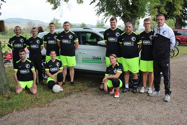 Bild: Verdienstvolle Faustballer geehrt