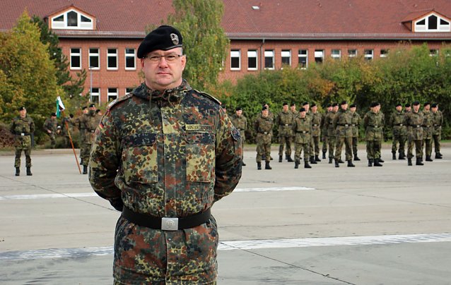 Bild: Kommandeurswechsel beim Panzerbataillon 393 "Th&uuml;ringer L&ouml;we" in der Kyffh&auml;user Kaserne Bad Frankenhausen statt....