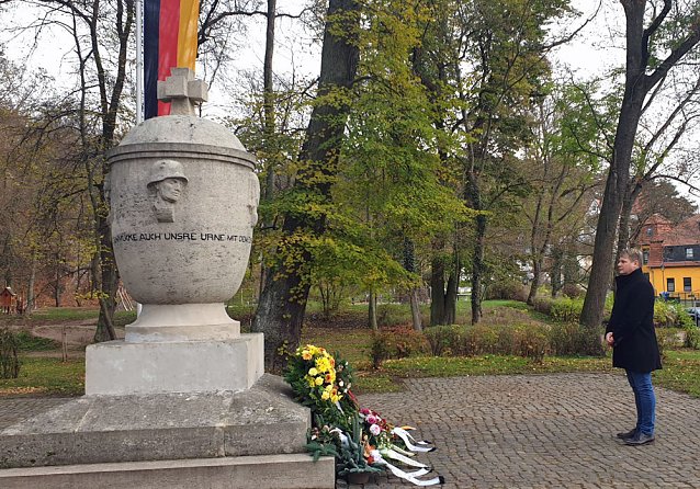 Bild: Volkstrauertag in Bad Frankenhausen