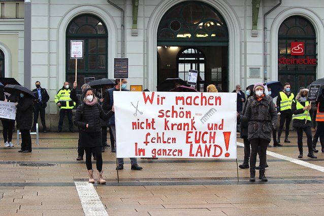 Bild: Landesweite Fris&ouml;r Proteste gegen die Corona-Politik