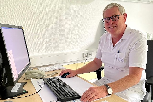 Bild: Dr. Axel Einicke, Chirurg, Orthop&auml;de und D-Arzt der Praxis f&uuml;r Chirurgie & Unfallchirurgie des KMG Medizinischen Versorgungszentrums Th&uuml;ringen und S&uuml;dbrandenburg.  