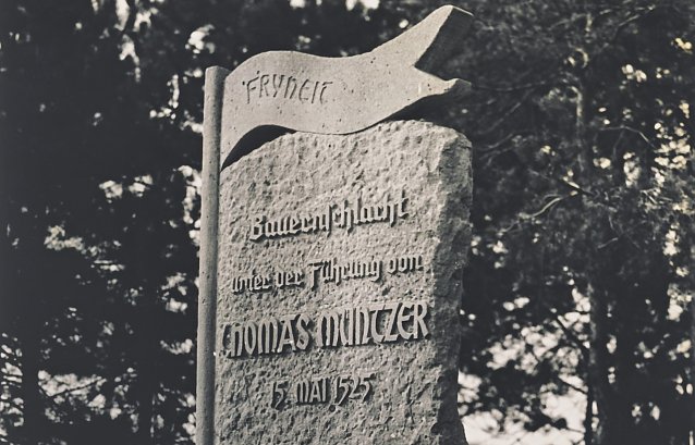 Bild: Gedenkstein f&uuml;r Thomas M&uuml;ntzer
