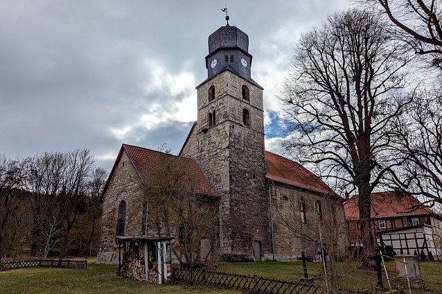Bild: Die Kirche St. Bonifatius geh&ouml;rt zu den sch&ouml;nsten Flecken in Gro&szlig;furra.