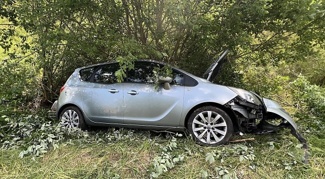 Bild: Verungl&uuml;ckter Opel