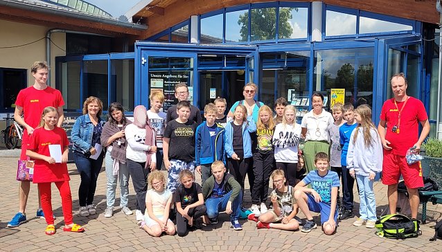 Bild: Sch&uuml;ler der Juri Gagarin Schule nahmen an dem Projekt "Herzensretter teil