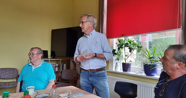 Bild: Manfred Kuksch besuchte den Verein der Behinderten in Sondershausen