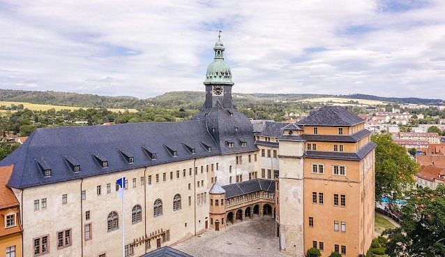 Bild: Alte Fl&uuml;gel vom Schloss Sondershuasen