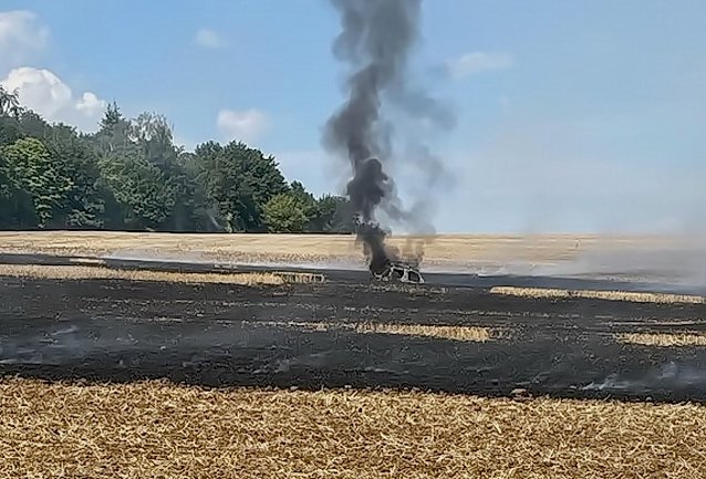 Bild: Fl&auml;chenbrand auf einem Feld bei Seega