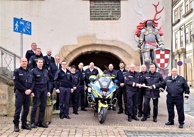 Bild: Staffelstab&uuml;bergabe der L&auml;nderkooperation "Sicher durch den Harz" in Bleicherode
