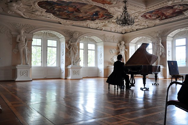Bild: Lisztkonzerte im Riesensaal Schloss Sondershausen