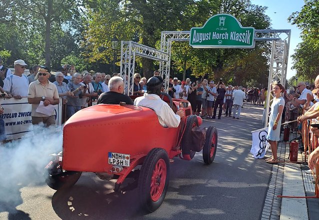 Bild: Wolkramsh&auml;user Beteiligung am August Horch Klassik