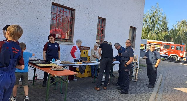 Bild: Feuerwehrfest in Hachelbich