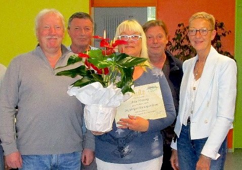 Bild: Anke Henning arbeitet seit 20 Jahren mit Kindern 