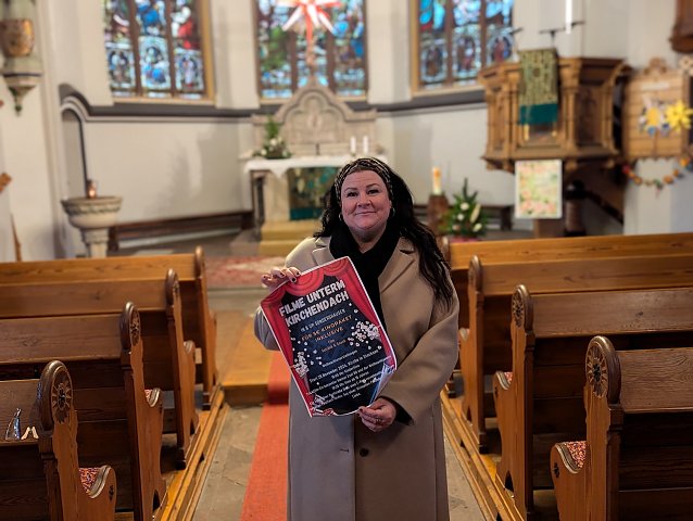 Bild: Anne Nebelung vom evangelischen Pfarramt l&auml;dt zu einem Kinoerlebnis in die Trinitatiskirche in Sondershausen ein