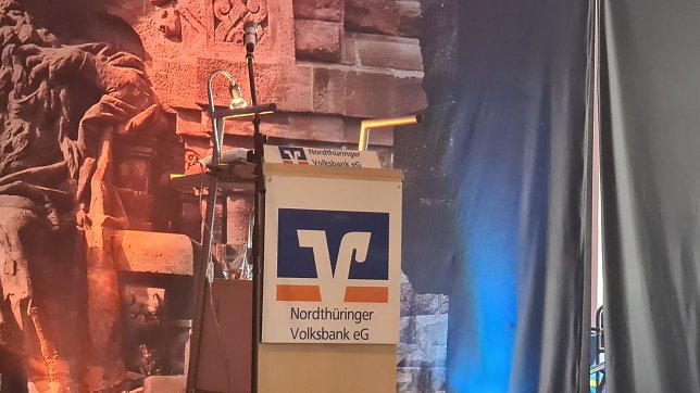 Bild: Der Burghof ist seit Jahren der Tagungsort der Volksbank