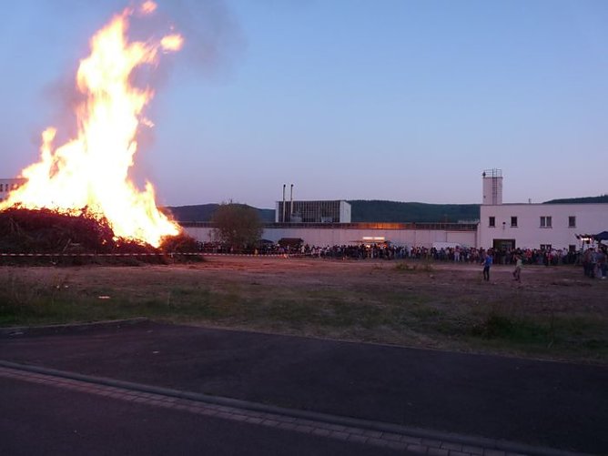 Osterfeuer Event (Foto: Karl-Heinz Herrmann)
