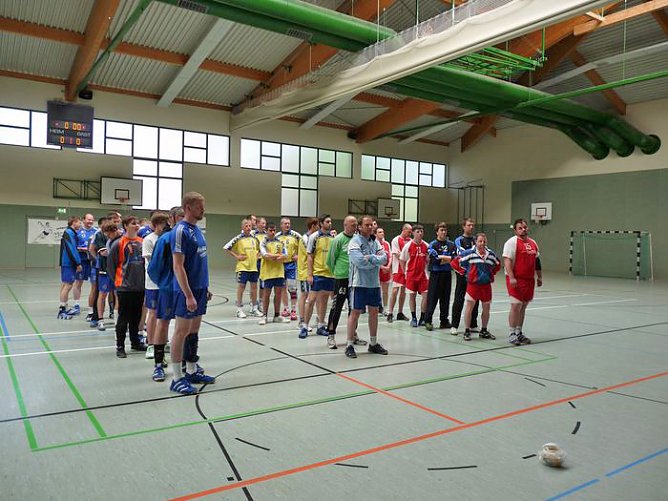 Das war knapp (Foto: Karl-Heinz Herrmann) Das war knapp (Foto: Karl-Heinz Herrmann)