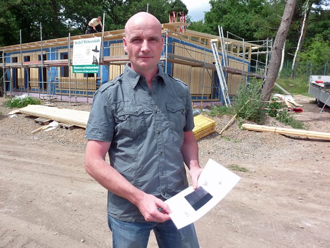 Richtfest gefeiert (Foto: Karl-Heinz Herrmann) Richtfest gefeiert (Foto: Karl-Heinz Herrmann)