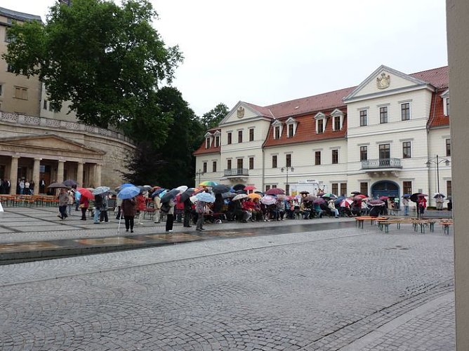 Namen ziehen (Foto: Karl-Heinz Herrmann)