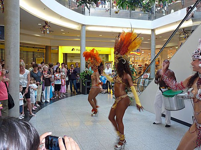 Karibische Nacht gestartet (Foto: Karl-Heinz Herrmann) Karibische Nacht gestartet (Foto: Karl-Heinz Herrmann)