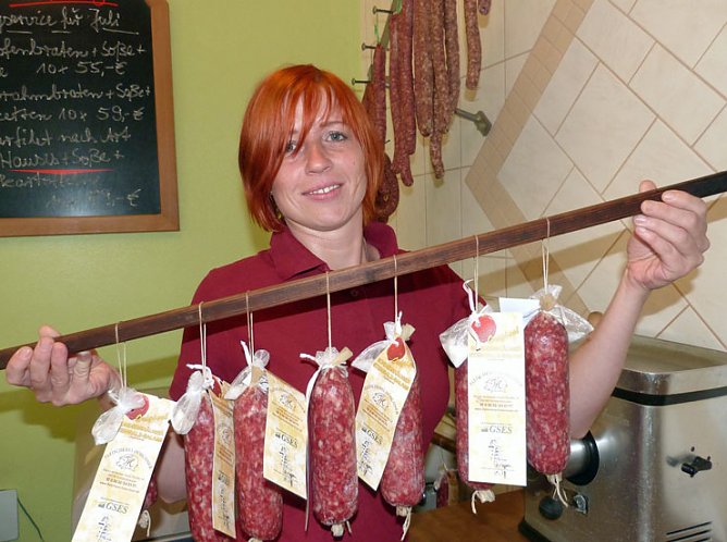 Original Sondersh&auml;user Steinsalzsalami (Foto: Maxxomedia.PR)