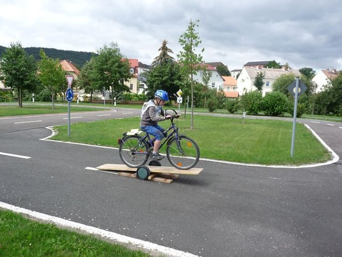 Für die Verkehrssicherheit (Foto: Karl-Heinz Herrmann) Für die Verkehrssicherheit (Foto: Karl-Heinz Herrmann)