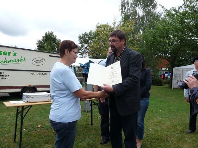 Kr&auml;ftig gel&ouml;scht (Foto: Karl-Heinz Herrmann)