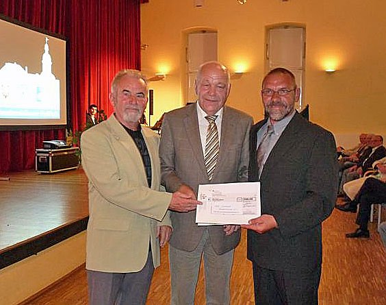 100 Jahre Fußball Sondershausen (Foto: Karl-Heinz Herrmann) 100 Jahre Fußball Sondershausen (Foto: Karl-Heinz Herrmann)