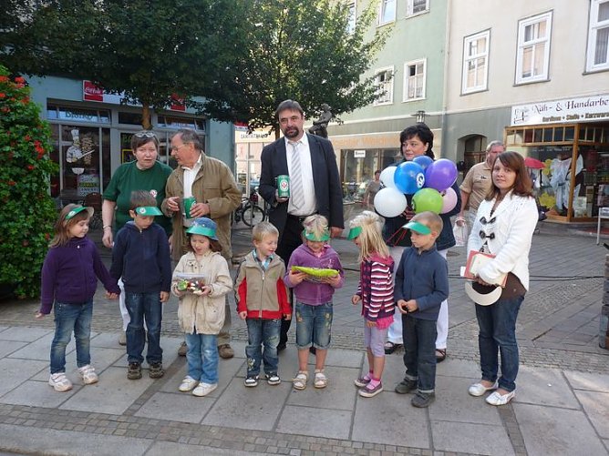 Listensammlung begonnen (Foto: Karl-Heinz Herrmann) Listensammlung begonnen (Foto: Karl-Heinz Herrmann)