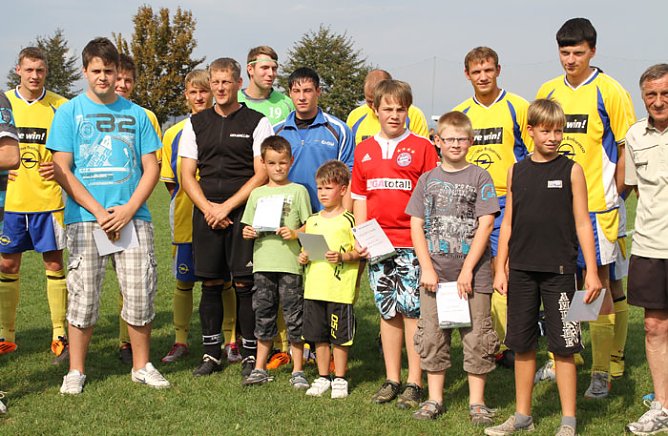 Oldisleben verst&auml;rkt sich (Foto: Bernd Wollweber)