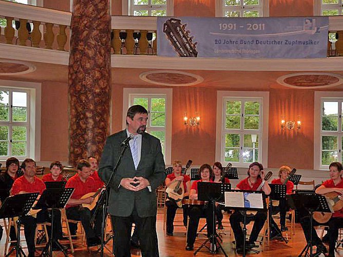 Landesmusikfest der Zupfmusiker (Foto: Karl-Heinz Herrmann) Landesmusikfest der Zupfmusiker (Foto: Karl-Heinz Herrmann)