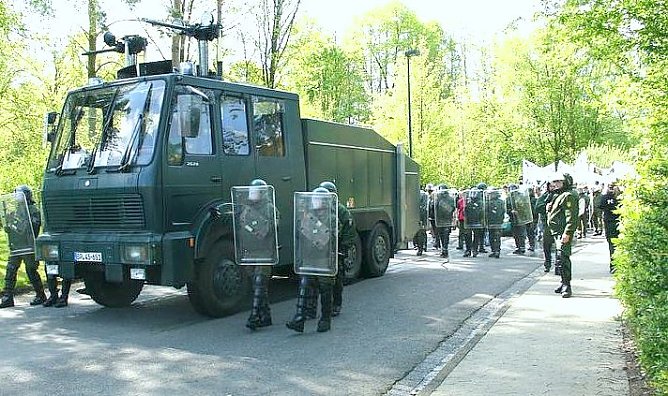 Aufmarschiert (Foto: nnz) Aufmarschiert (Foto: nnz)
