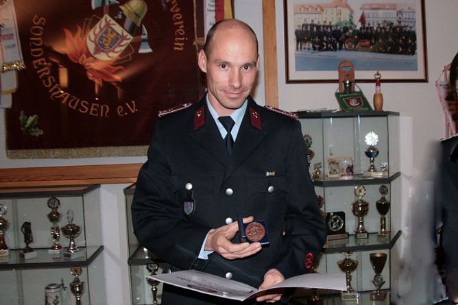 Fest für die Feuerwehr (Foto: Günter Herting) Fest für die Feuerwehr (Foto: Günter Herting)