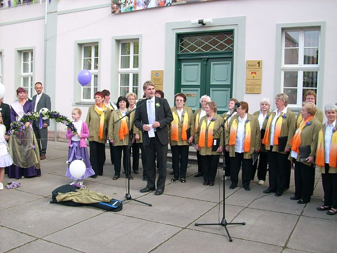 Fliederfest 2008 Bad Frankenhausen (Foto: Karl-Heinz Herrmann) Fliederfest 2008 Bad Frankenhausen (Foto: Karl-Heinz Herrmann)