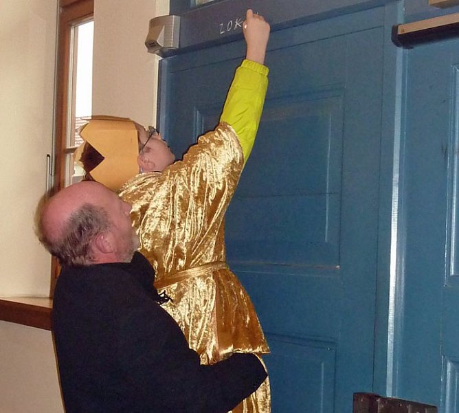 Sternensinger im Landratsamt (Foto: privat) Sternensinger im Landratsamt (Foto: privat)