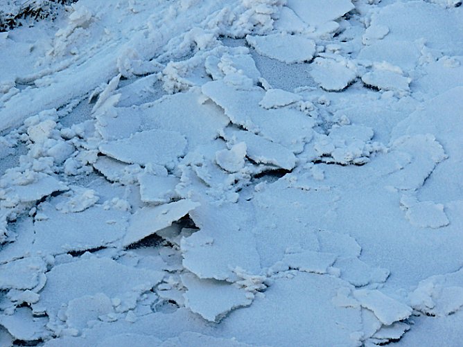 Vorsicht Eis! (Foto: Karl-Heinz Herrmann) Vorsicht Eis! (Foto: Karl-Heinz Herrmann)