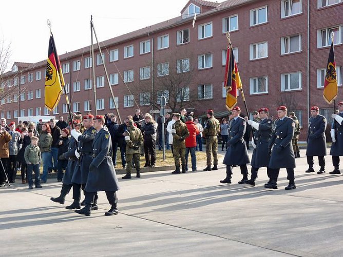 Gelöbnis in Bad Frankenhausen (Foto: Karl-Heinz Herrmann) Gelöbnis in Bad Frankenhausen (Foto: Karl-Heinz Herrmann)