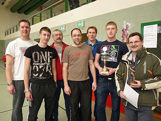 Volleyballer unter sich (Foto: Karl-Heinz Herrmann)