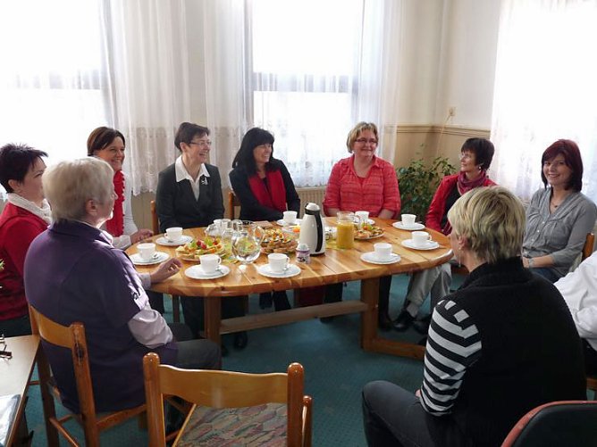 Sozialministerin besucht Frauenhaus (Foto: Karl-Heinz Herrmann) Sozialministerin besucht Frauenhaus (Foto: Karl-Heinz Herrmann)