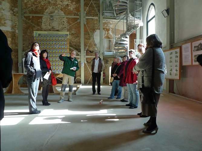 Entstehendes Bürgerzentrum besucht (Foto: Edith Baars) Entstehendes Bürgerzentrum besucht (Foto: Edith Baars)