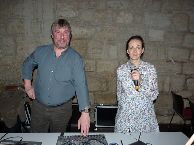 Feiern nach der Arbeit (Foto: Karl-Heinz Herrmann) Feiern nach der Arbeit (Foto: Karl-Heinz Herrmann)