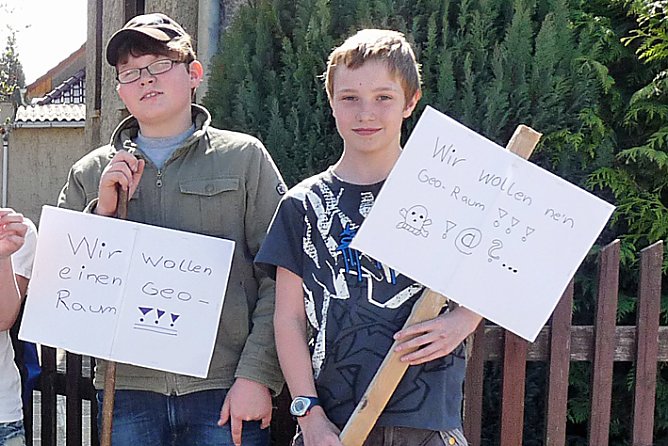 Regelschule übergeben (Foto: Karl-Heinz Herrmann) Regelschule übergeben (Foto: Karl-Heinz Herrmann)
