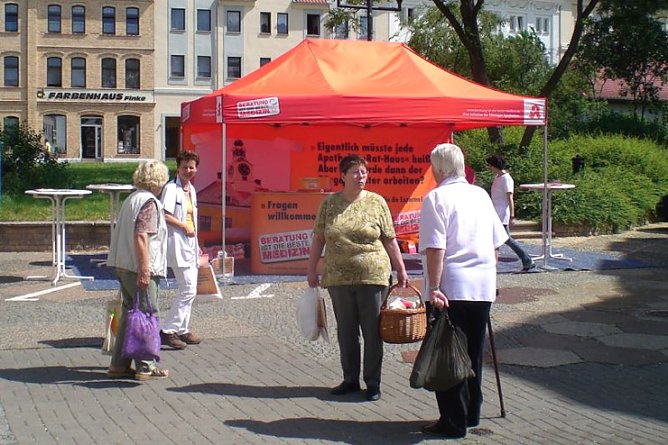 Apothekenmobil in Artern (Foto: Klaus Henze, Artern)