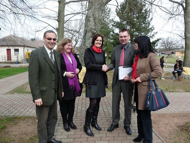Gleich zwei Bescheide (Foto: Karl-Heinz Herrmann) Gleich zwei Bescheide (Foto: Karl-Heinz Herrmann)