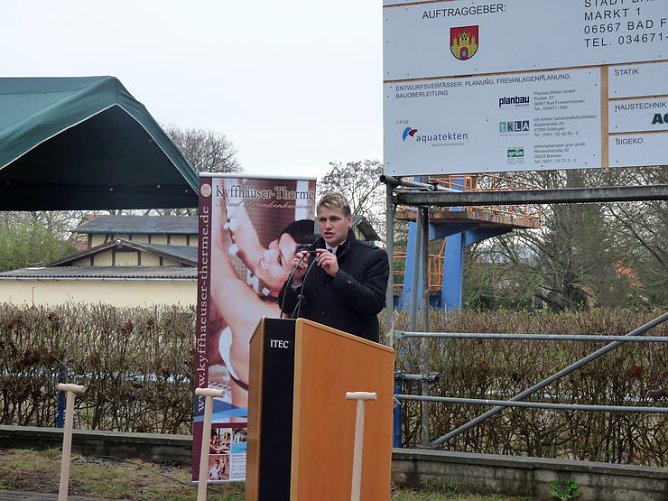 Kurparkerweiterung mit Spatenstich begonnen (Foto: Karl-Heinz Herrmann)
