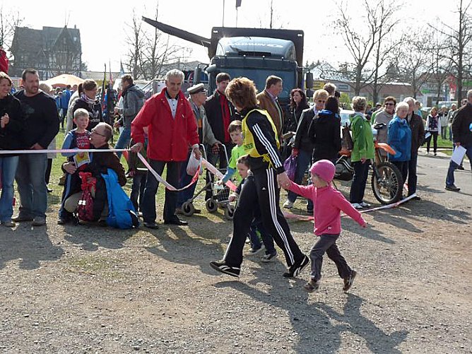 Bambini-Lauf (Foto: Karl-Heinz Herrmann) Bambini-Lauf (Foto: Karl-Heinz Herrmann)