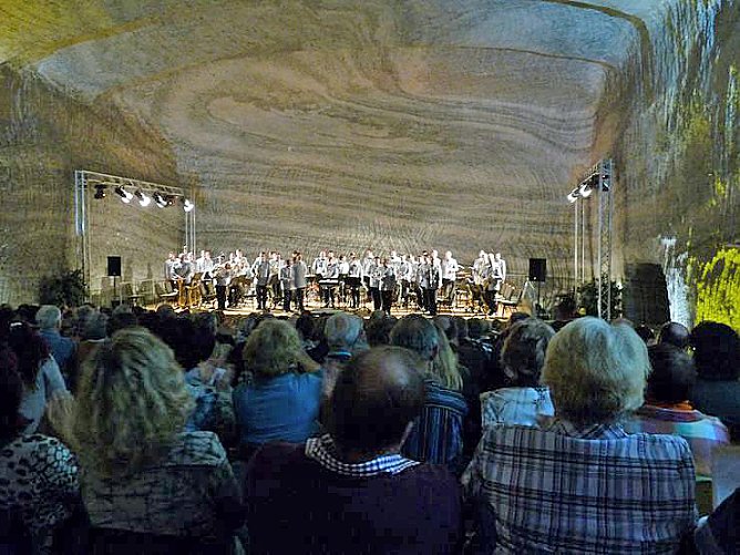 Stimmungsvoller Rahmen (Foto: Karl-Heinz Herrmann)